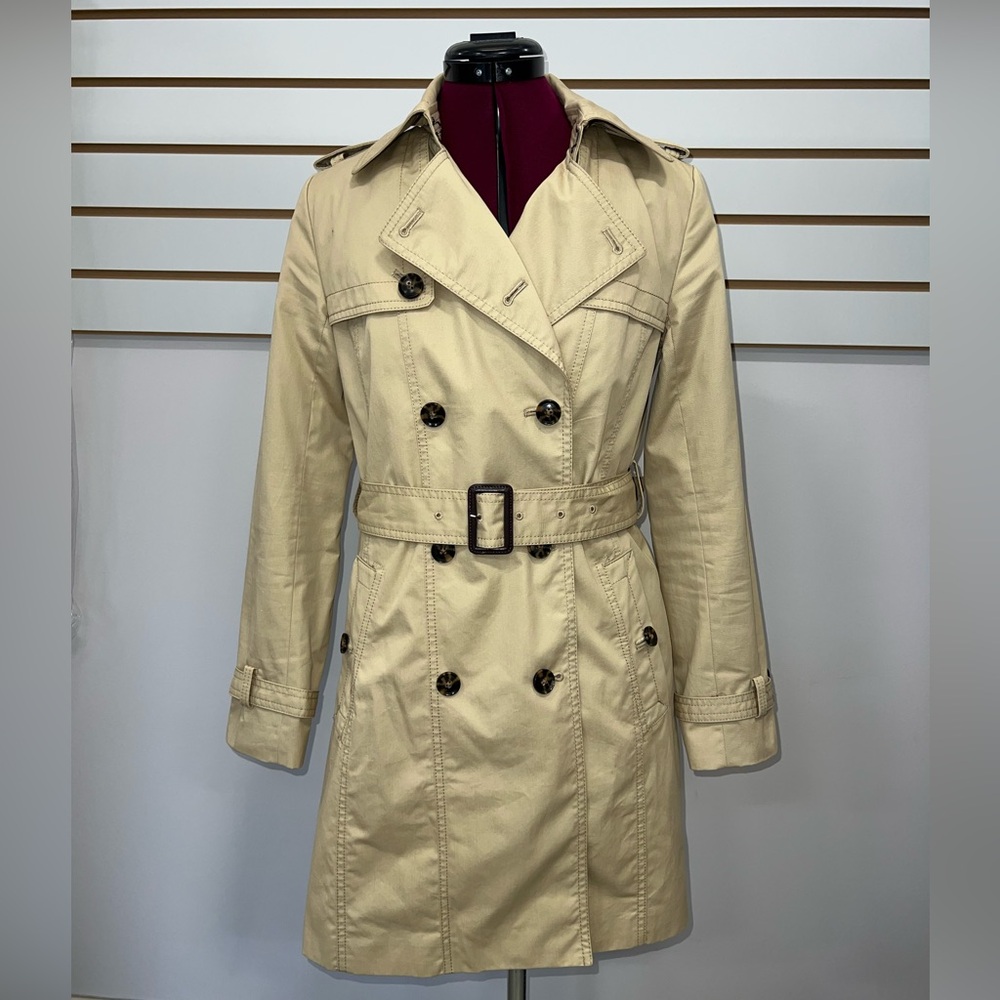 Banana republic beige/khaki/tan trench-coat XS.